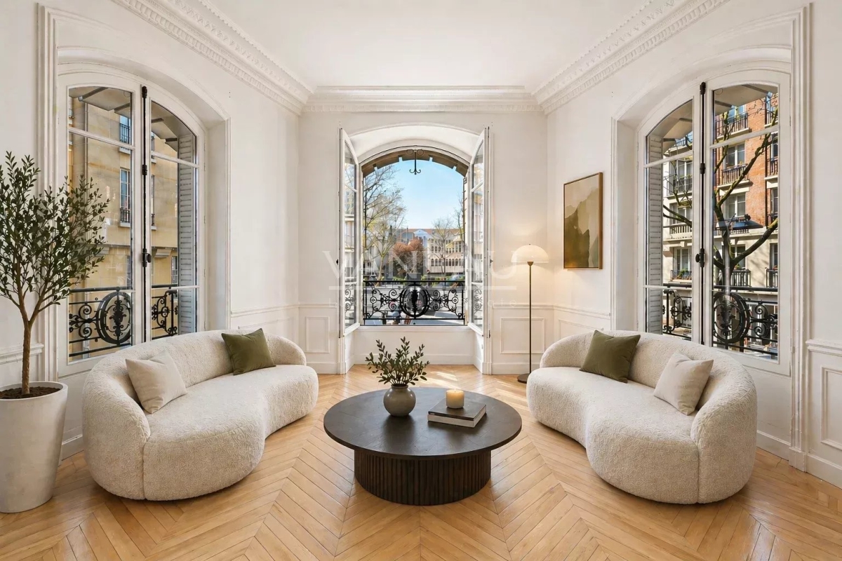 Luxury Apartment for sale in Paris 16Ème, 1 750 000 €, Photo 2