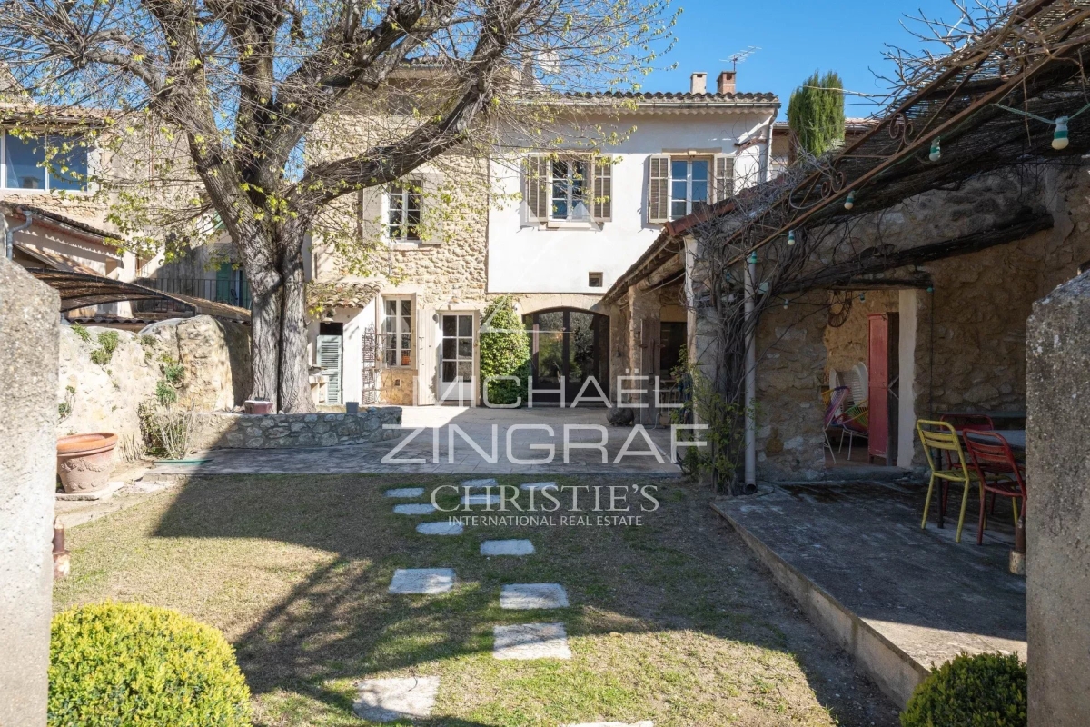 Luxury House for sale in Alleins, 1 325 000 €, Photo 3