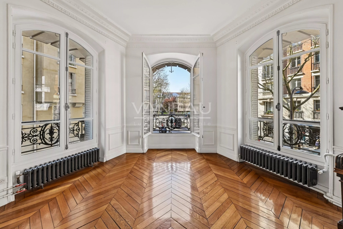 Luxury Apartment for sale in Paris 16Ème, 1 750 000 €, Photo 4