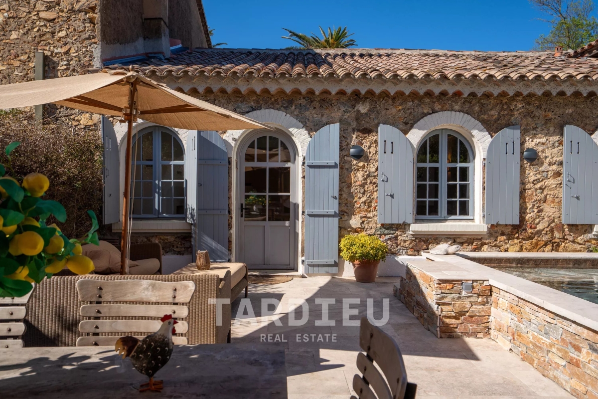 Maison de luxe à vendre à Gassin, 849 000 €, Photo 1