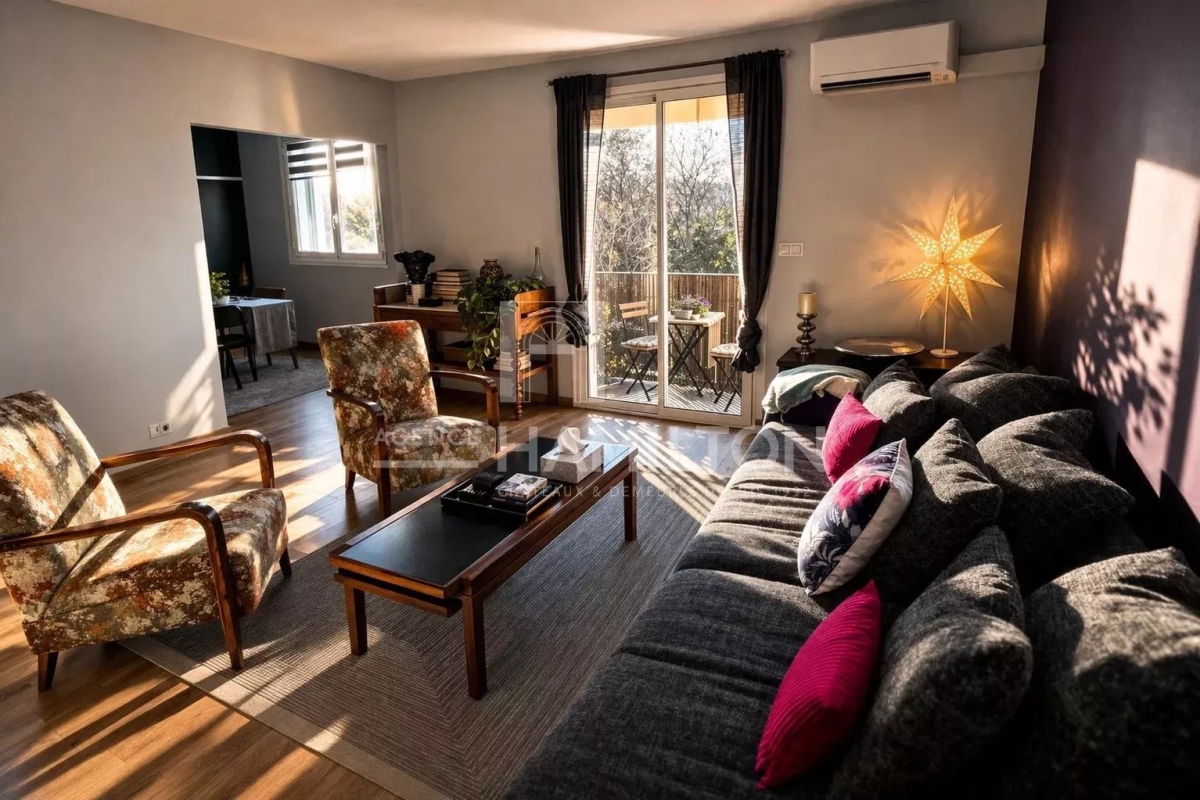 Appartement de luxe à vendre à Valbonne, 410 000 €, Photo 2