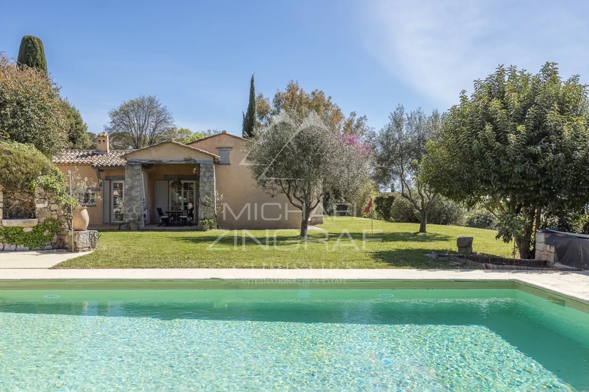 Luxury House for sale in Saint-Paul-de-Vence, 1 795 000 €, Photo 3
