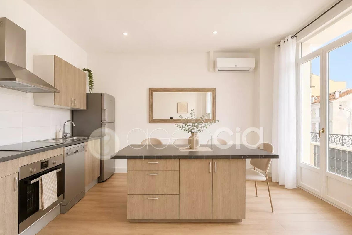 Appartement de luxe à vendre à Cannes, 345 000 €, Photo 2