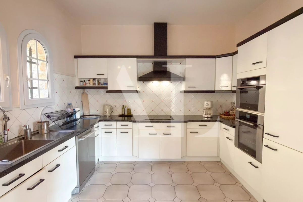 Maison de luxe à vendre à Cannes, 2 200 000 €, Photo 6