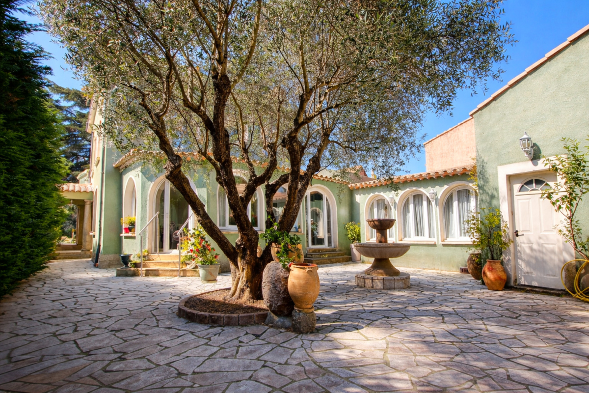 Maison de luxe à vendre à Draguignan, 600 000 €, Photo 1