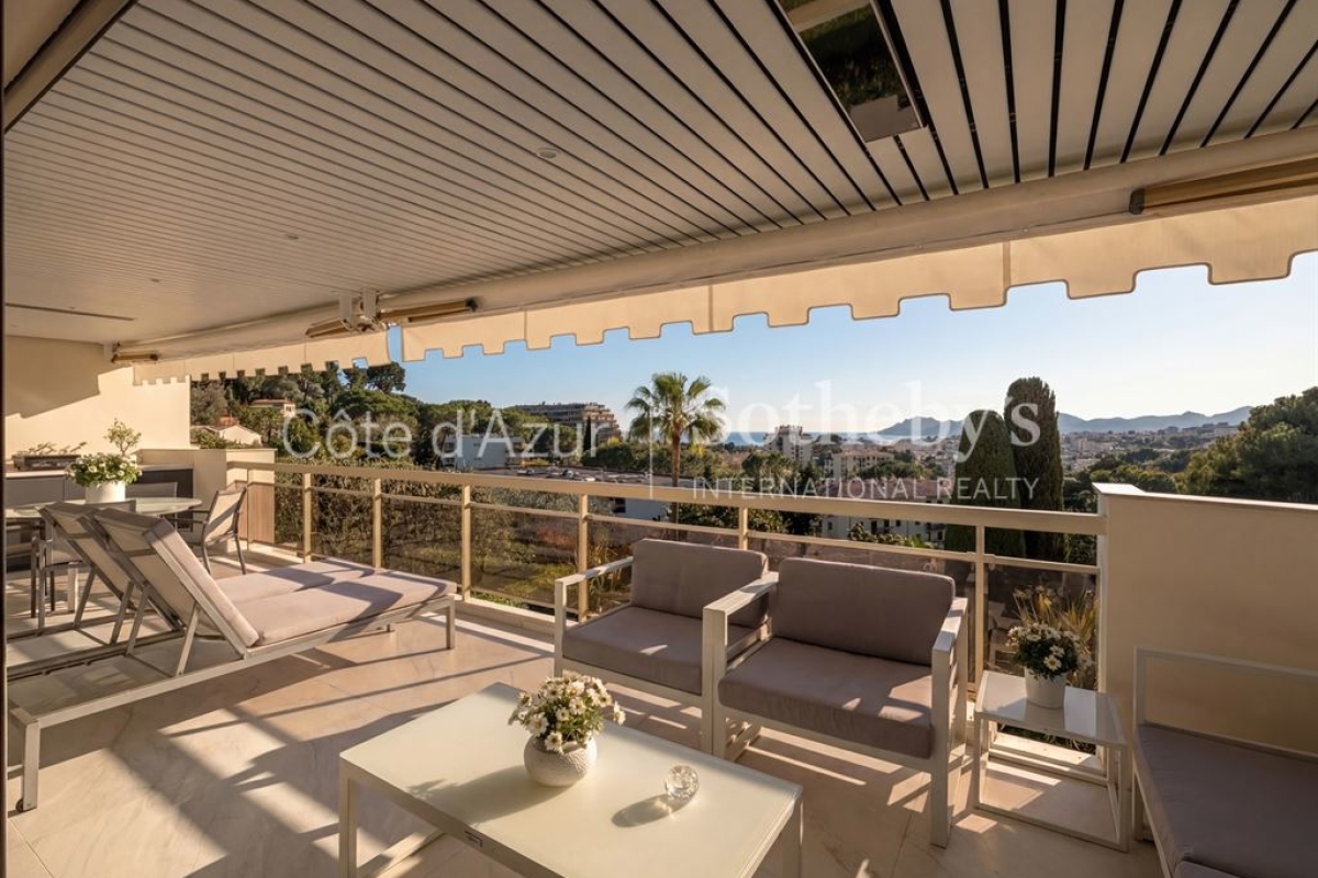 Luxury Apartment for sale in Le Cannet, 1 620 000 €, Photo 1