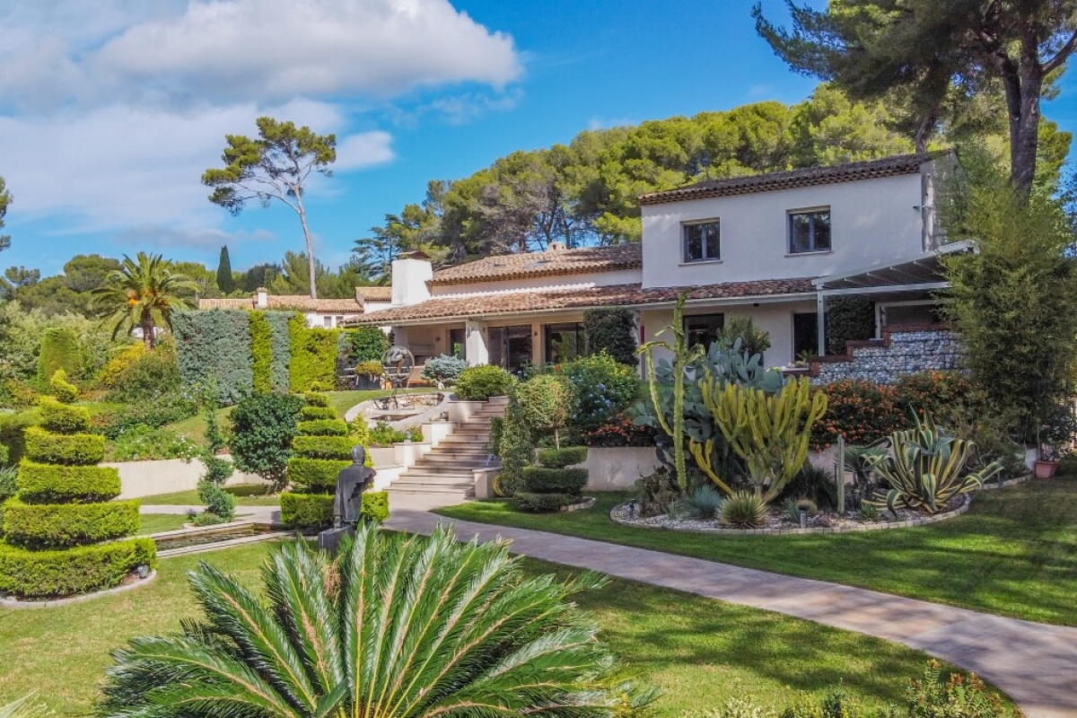 Maison de luxe à vendre à Biot, 2 750 000 €, Photo 2