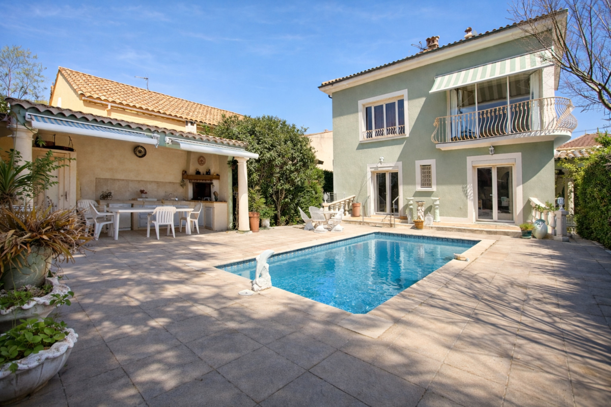 Maison de luxe à vendre à Draguignan, 600 000 €, Photo 2