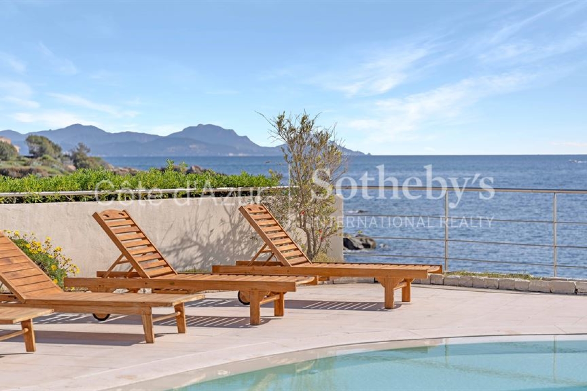 Maison de luxe à vendre à Les Issambres, 4 200 000 €, Photo 2