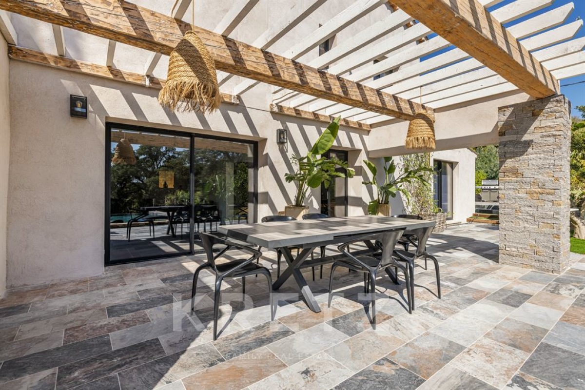 Luxury House for sale in Grimaud, 2 490 000 €, Photo 3