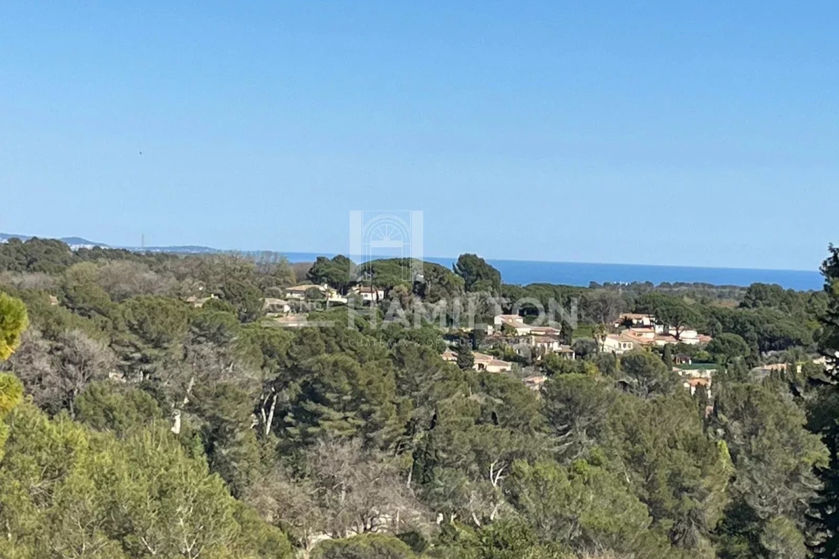 Maison de luxe à vendre à Mouans-Sartoux, 925 000 €, Photo 3