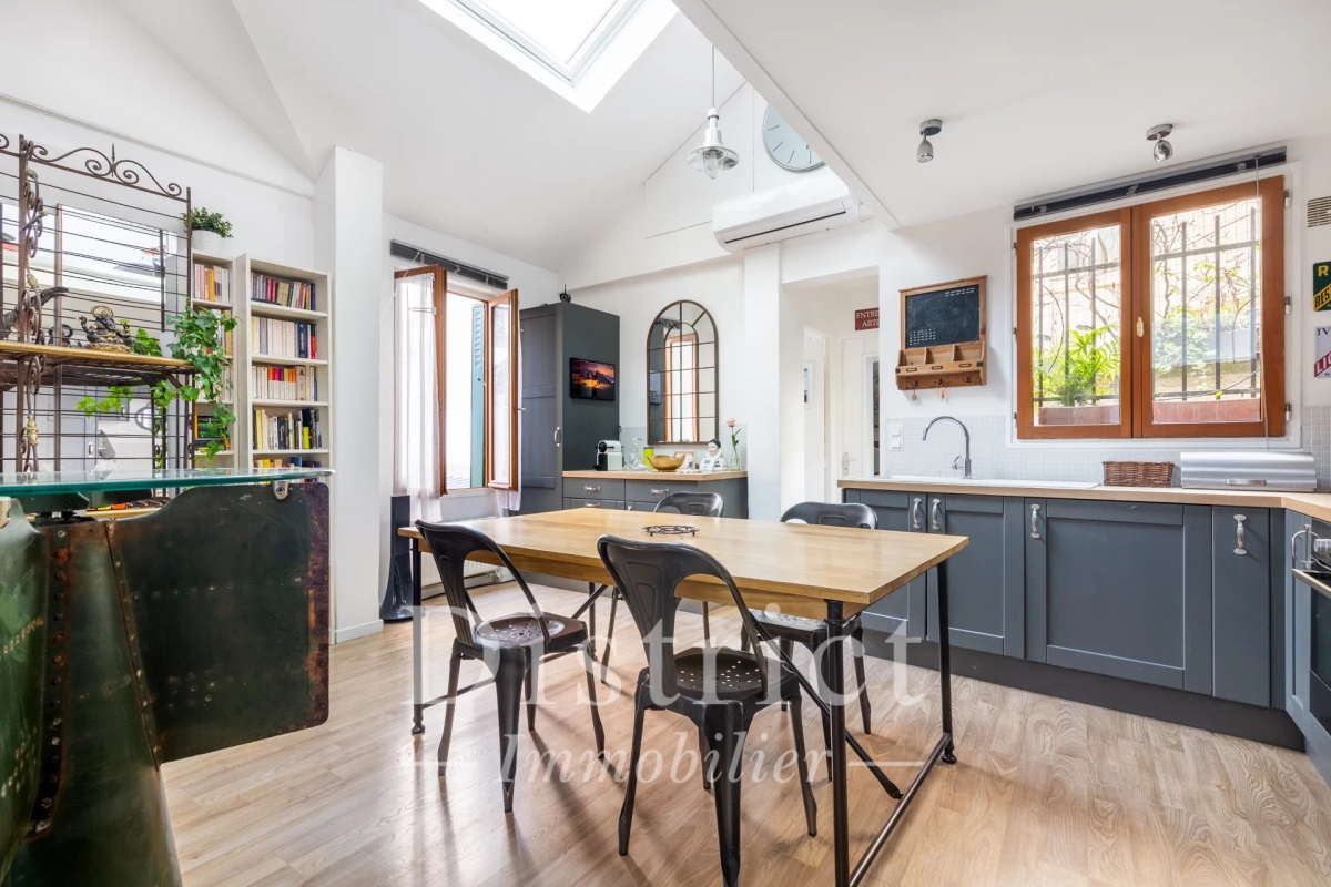 Luxury Apartment for sale in Paris 11ème, 1 090 000 €, Photo 3
