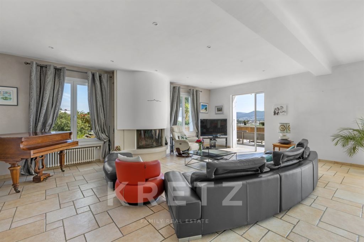 Maison de luxe à vendre à Saint-Cyr-sur-Mer, 2 600 000 €, Photo 4