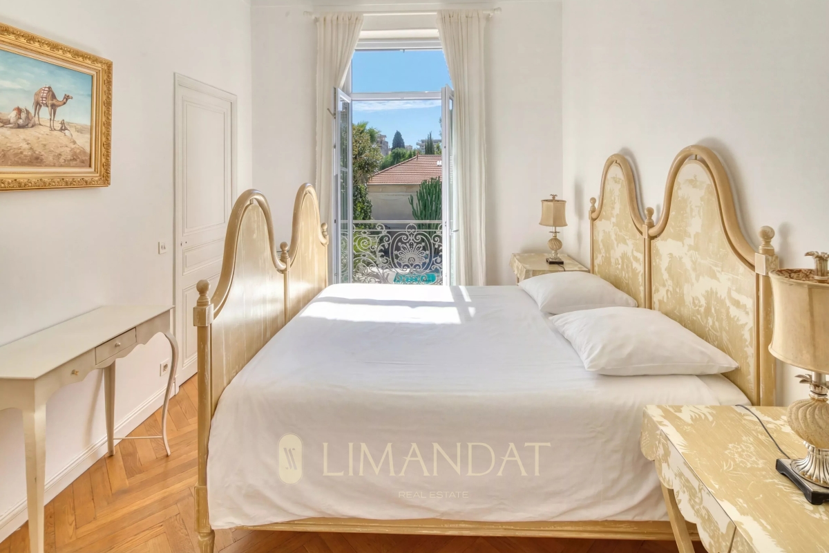Luxury House for sale in Cannes, 2 240 000 €, Photo 4