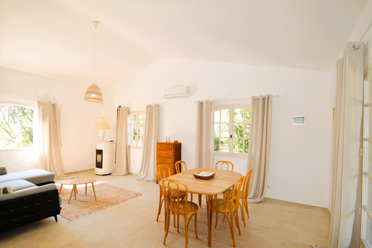 Maison de luxe à vendre à Saint-Raphaël, 890 000 €, Photo 5