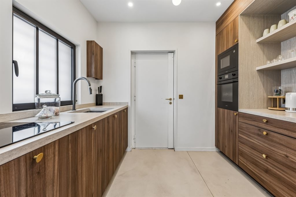 Luxury Apartment for sale in Paris 18Ème, 1 850 000 €, Photo 5