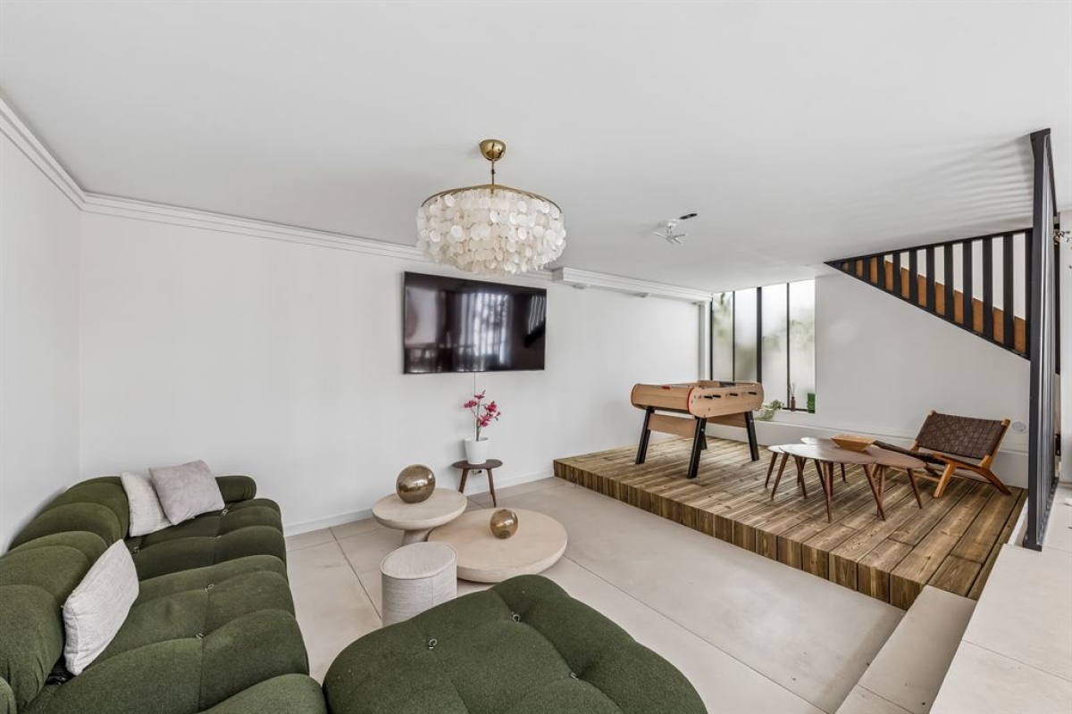 Luxury Apartment for sale in Paris 18Ème, 1 850 000 €, Photo 6