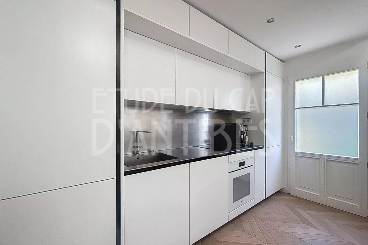 Luxury House for sale in Cap d'Antibes, 1 180 000 €, Photo 7