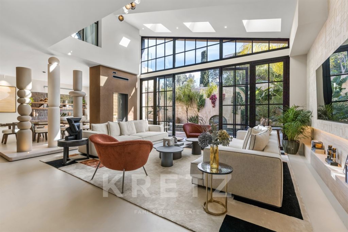 Maison de luxe à vendre à Sanary-sur-Mer, 2 890 000 €, Photo 1