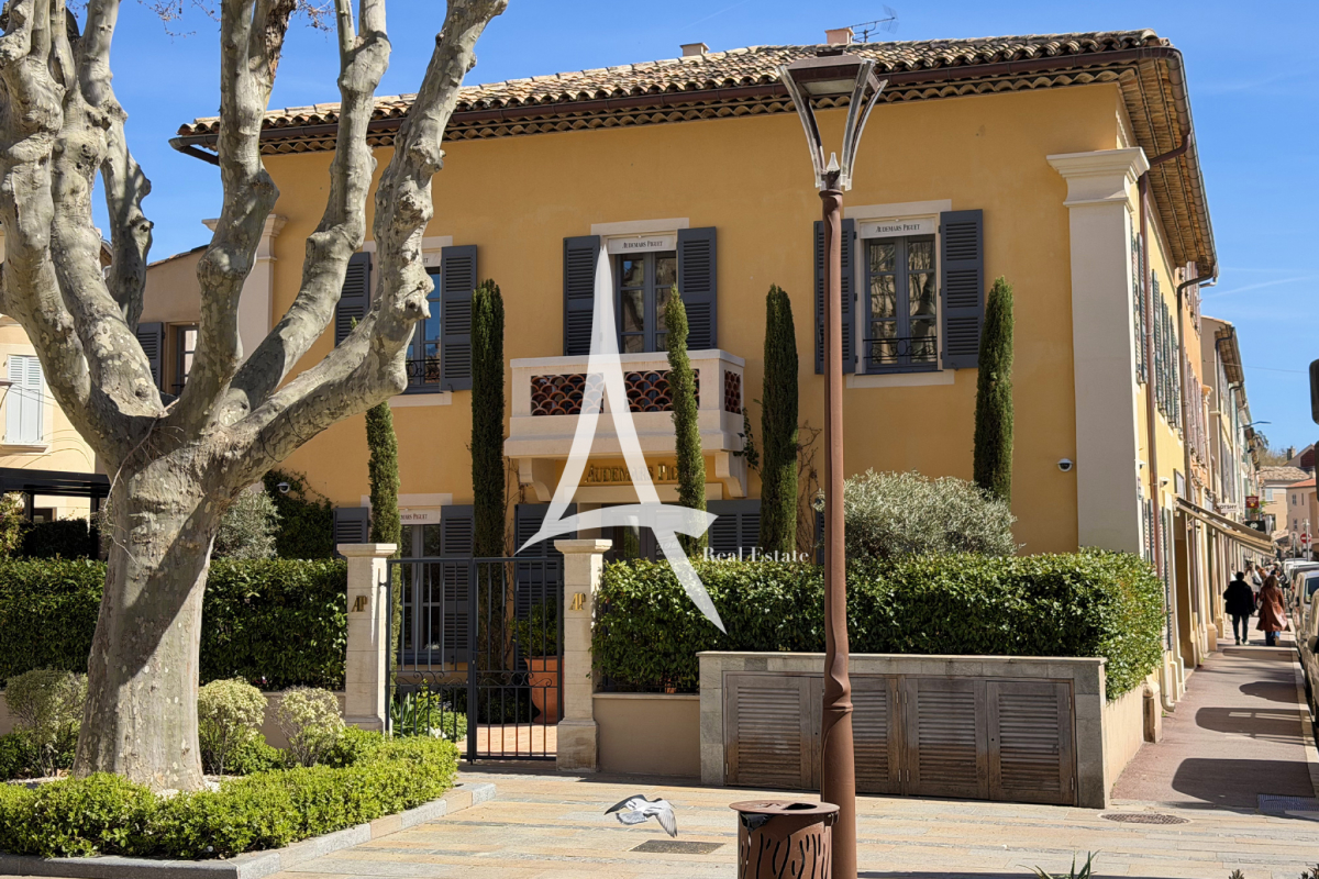 Luxury House for sale in Saint-Tropez, 13 500 000 €, Photo 2