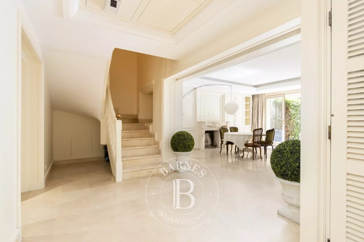 Luxury Apartment for sale in Neuilly-sur-Seine, 3 440 000 €, Photo 3