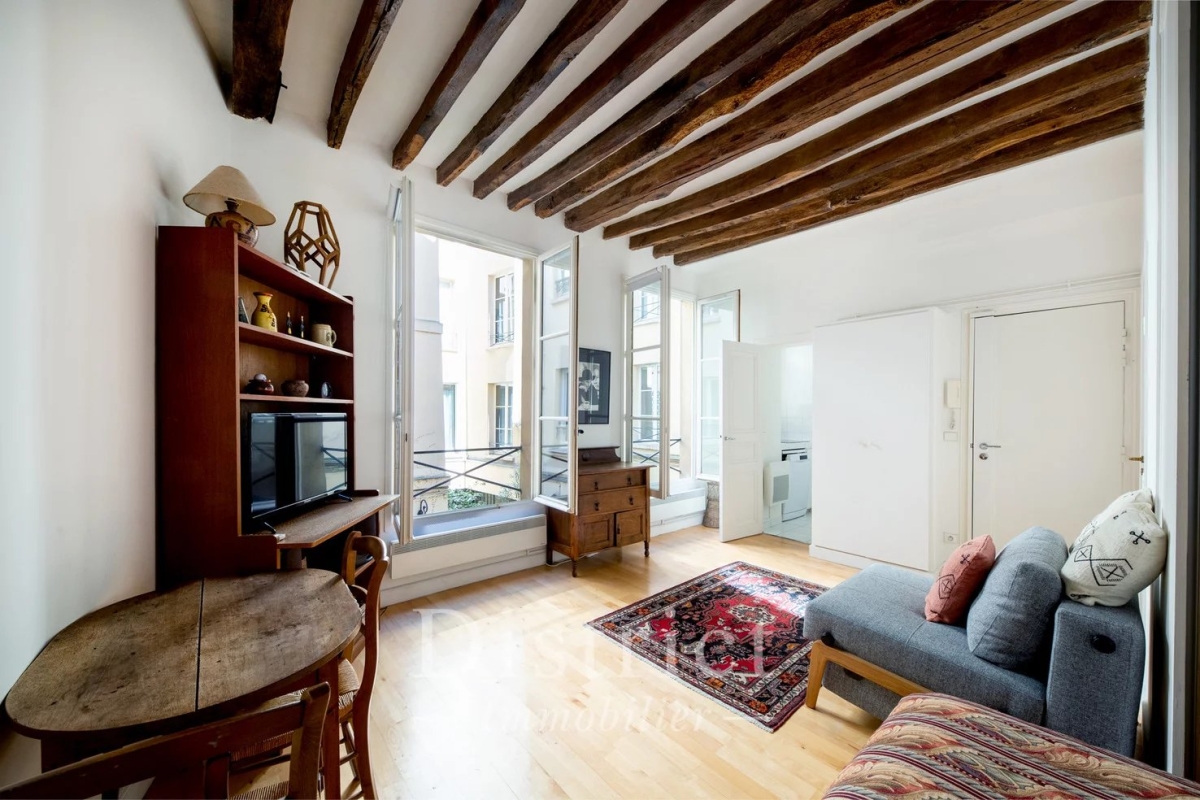 Luxury Apartment for sale in Paris 4Ème, 378 000 €, Photo 3