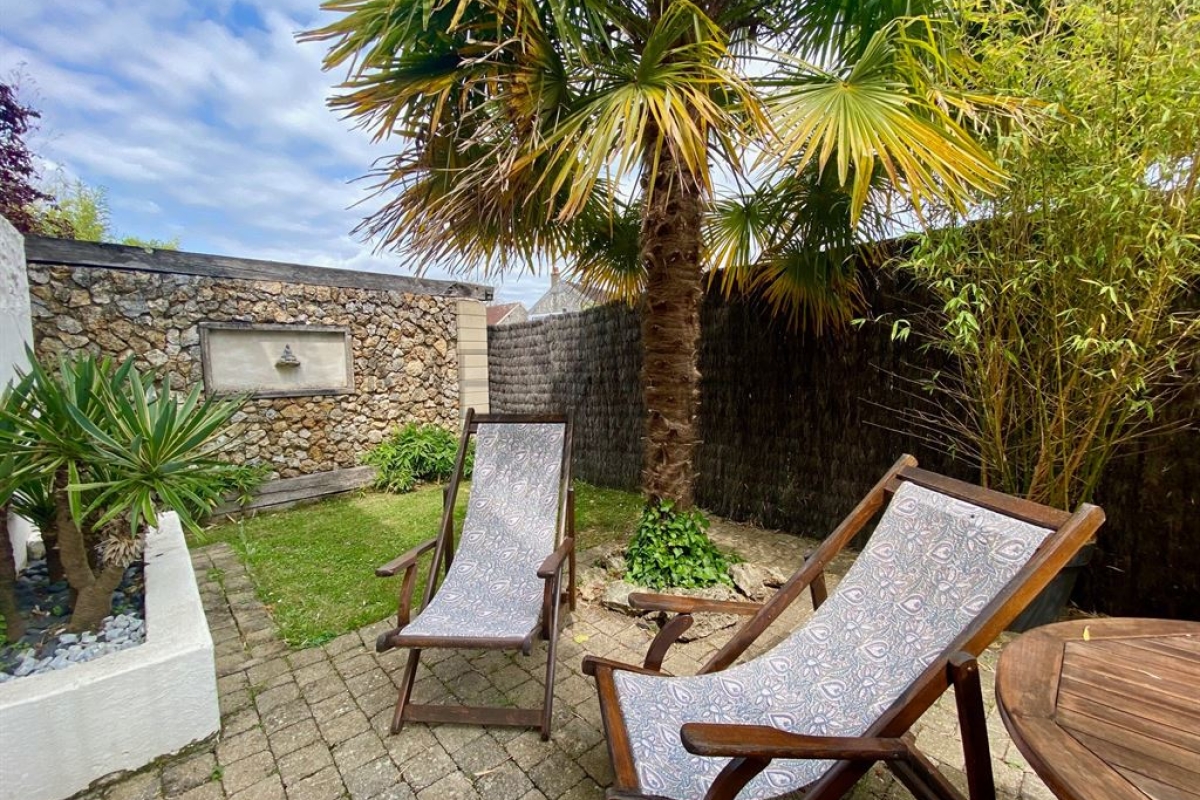 Maison de luxe à vendre à Montfort-l'Amaury, 649 000 €, Photo 1