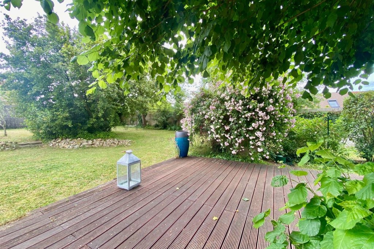 Maison de luxe à vendre à Montfort-l'Amaury, 649 000 €, Photo 2