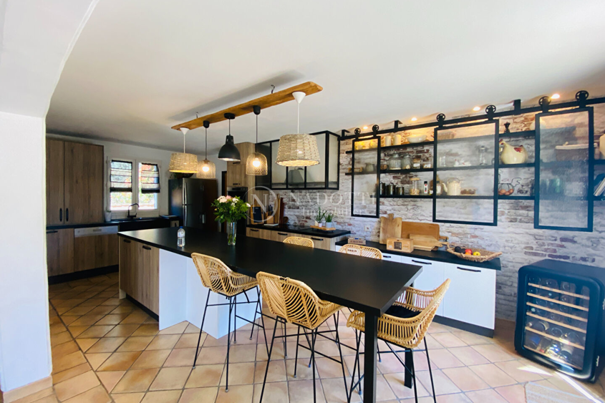 Luxury House for sale in Cheval-Blanc, 649 000 €, Photo 3