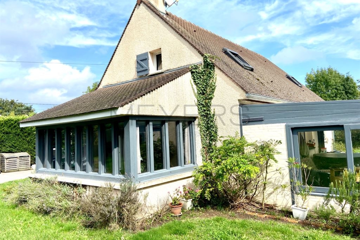 Maison de luxe à vendre à Montfort-l'Amaury, 686 000 €, Photo 3