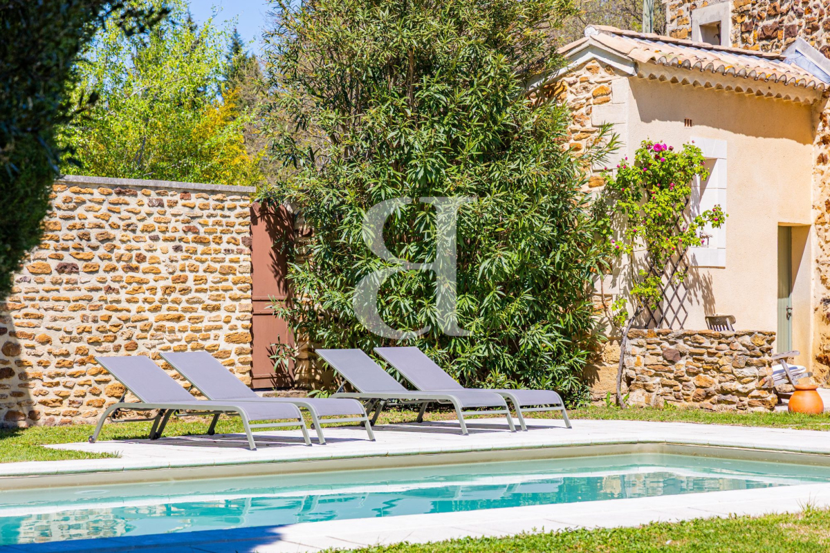 Luxury House for sale in Sainte-Cécile-les-Vignes, 775 000 €, Photo 5