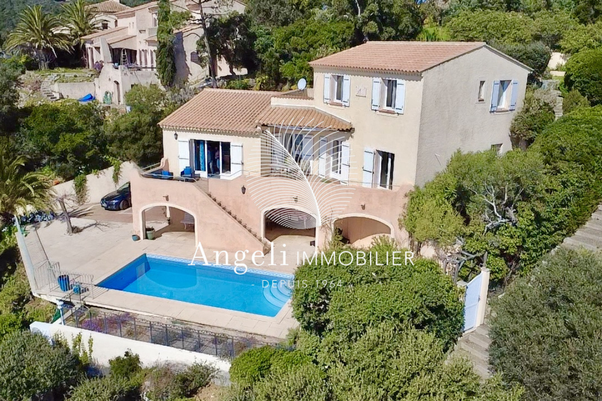 Maison de luxe à vendre à Les Issambres, 1 090 000 €, Photo 6
