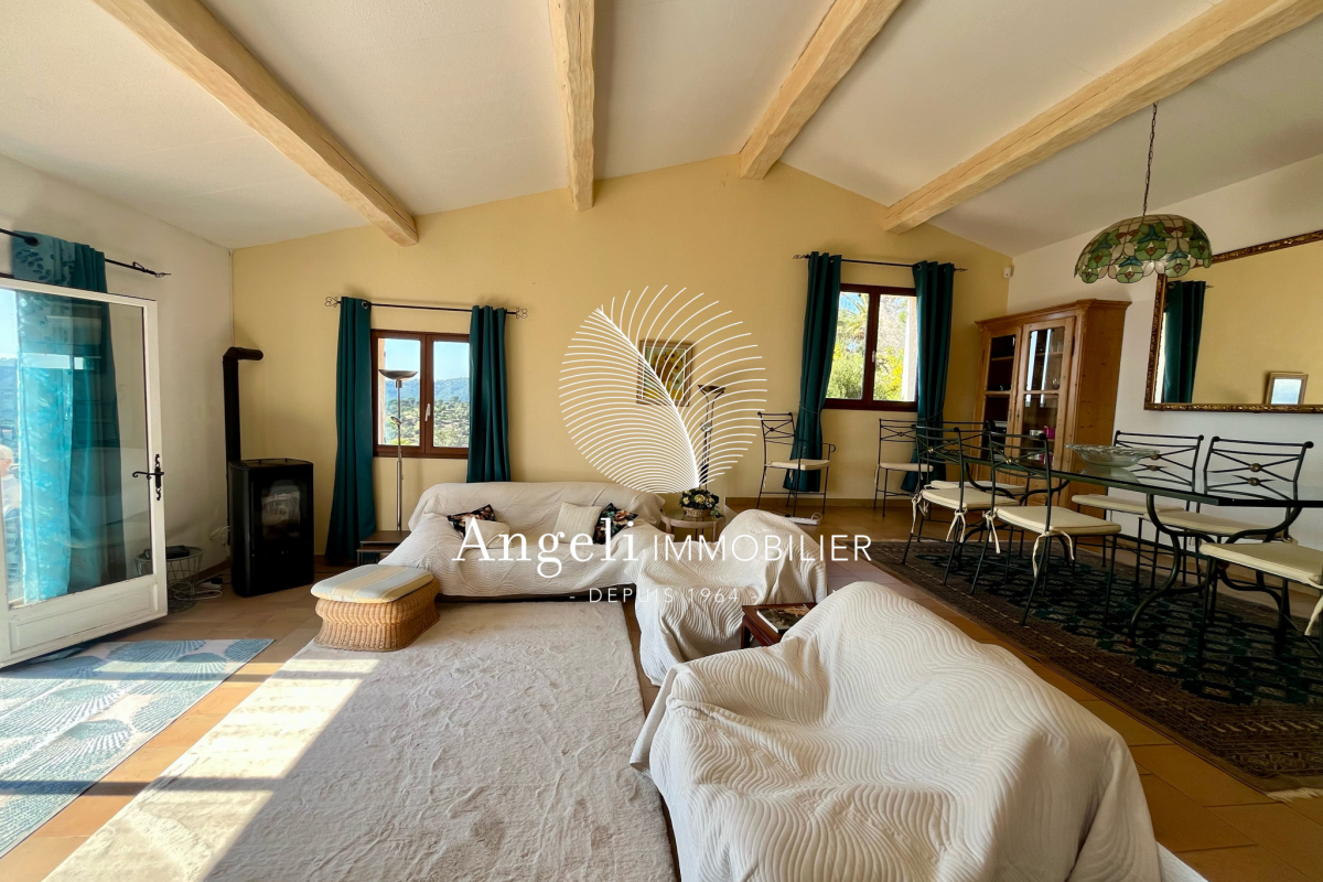 Maison de luxe à vendre à Les Issambres, 1 090 000 €, Photo 7