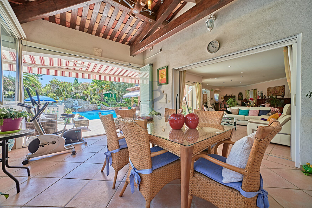Maison de luxe à vendre à Saint-Raphaël, 1 370 000 €, Photo 7