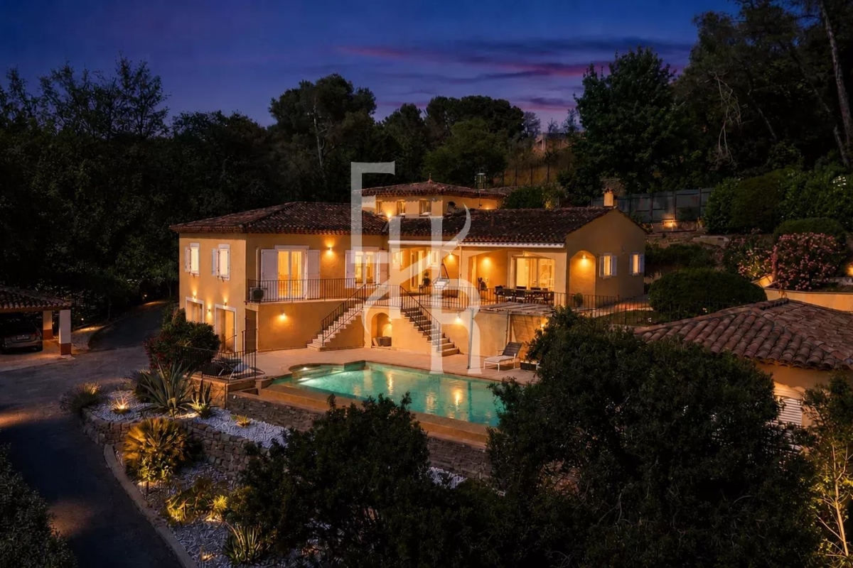 Luxury House for sale in Mougins, 1 350 000 €, Photo 1