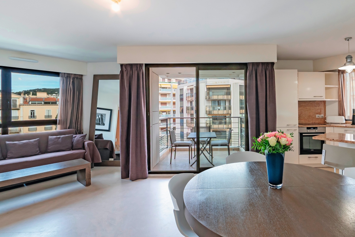 Appartement de luxe à vendre à Cannes, 1 250 000 €, Photo 2