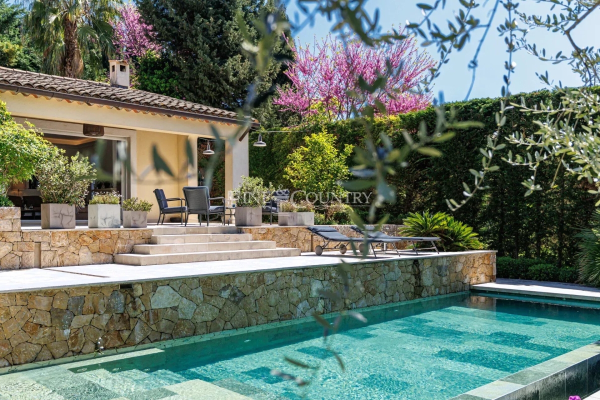 Luxury House for sale in Mougins, 2 550 000 €, Photo 2