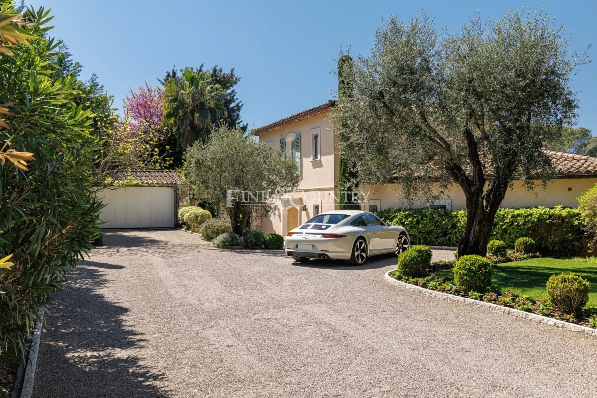 Luxury House for sale in Mougins, 2 550 000 €, Photo 3