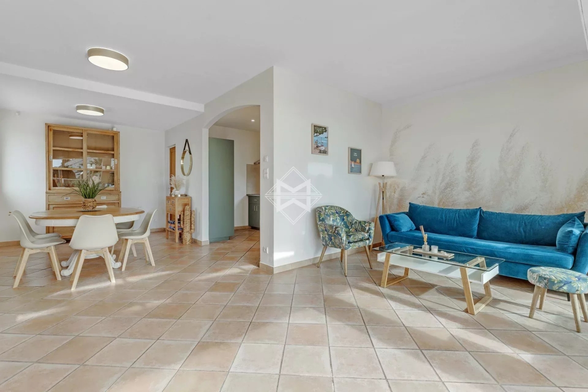 Luxury House for sale in La Seyne-sur-Mer, 1 150 000 €, Photo 4