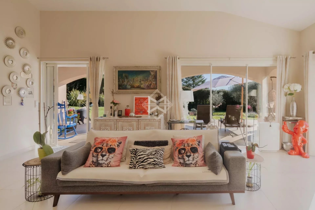 Maison de luxe à vendre à Mougins, 2 150 000 €, Photo 5