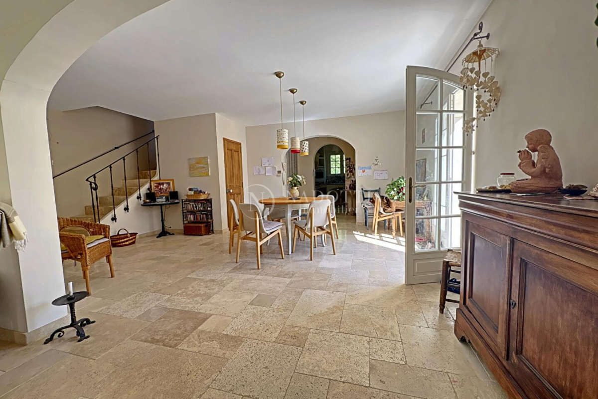 Maison de luxe à vendre à Cadenet, 840 000 €, Photo 6
