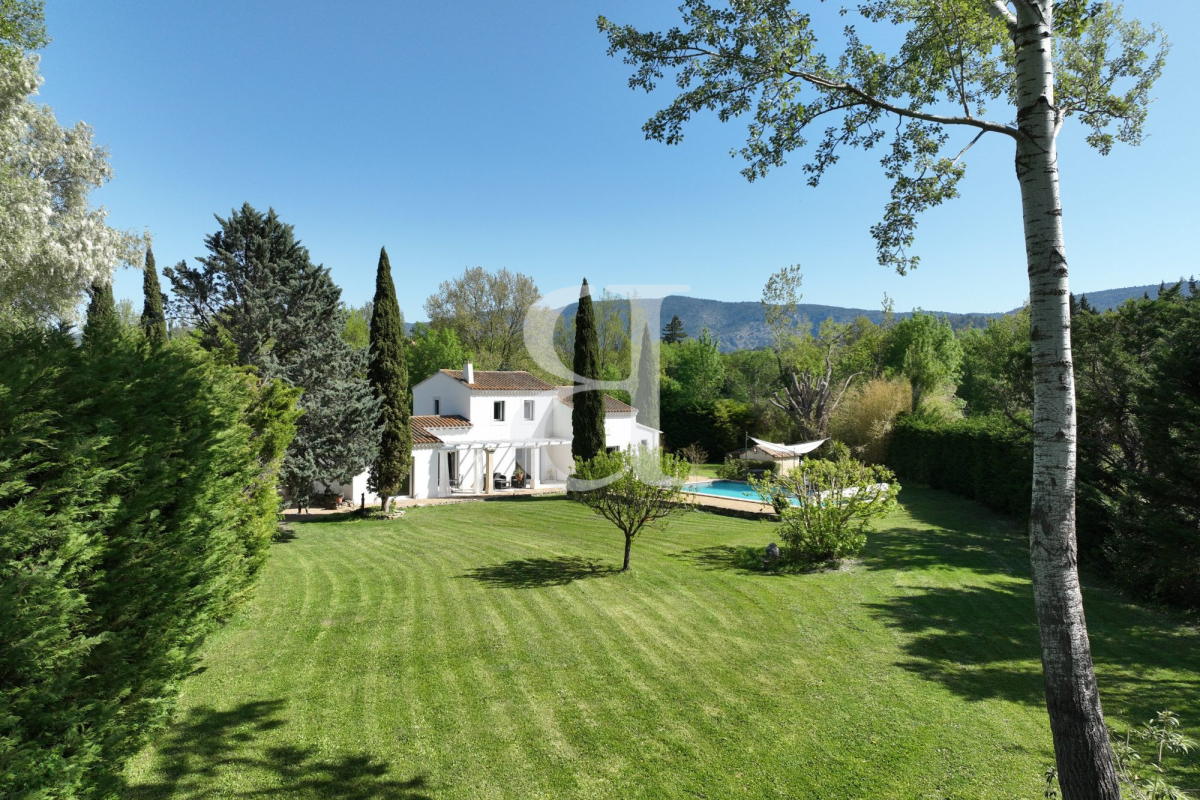 Maison de luxe à vendre à L Isle-sur-La-Sorgue, 899 000 €, Photo 1
