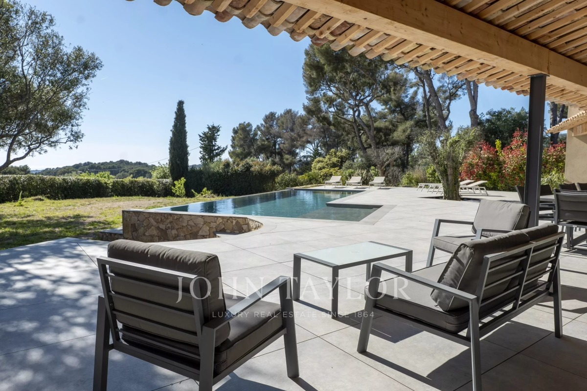 Maison de luxe à vendre à Ollioules, 2 625 000 €, Photo 1