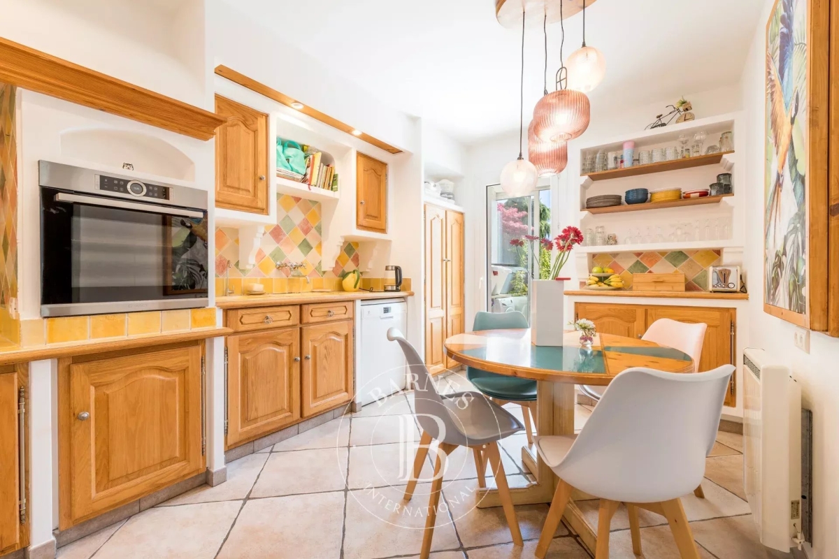 Maison de luxe à vendre à Saint-Paul-de-Vence, 549 000 €, Photo 5