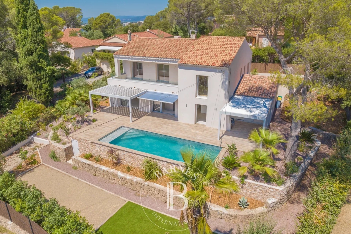 Maison de luxe à vendre à Saint-Raphaël, 1 795 000 €, Photo 1