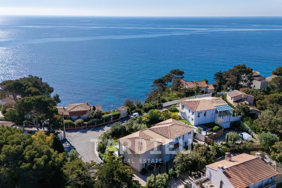 Luxury House for sale in Cavalaire-sur-Mer, 1 750 000 €, Photo 1