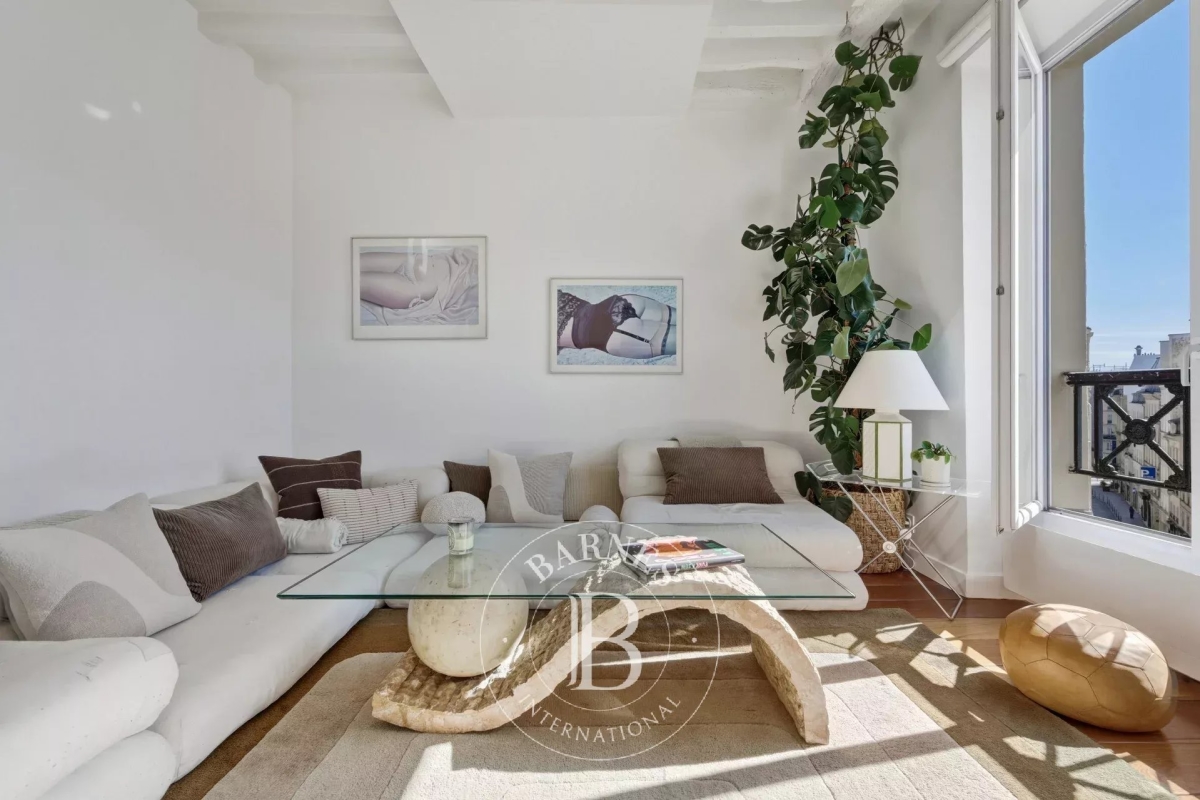 Luxury Apartment for sale in Paris 2ème, 685 000 €, Photo 2