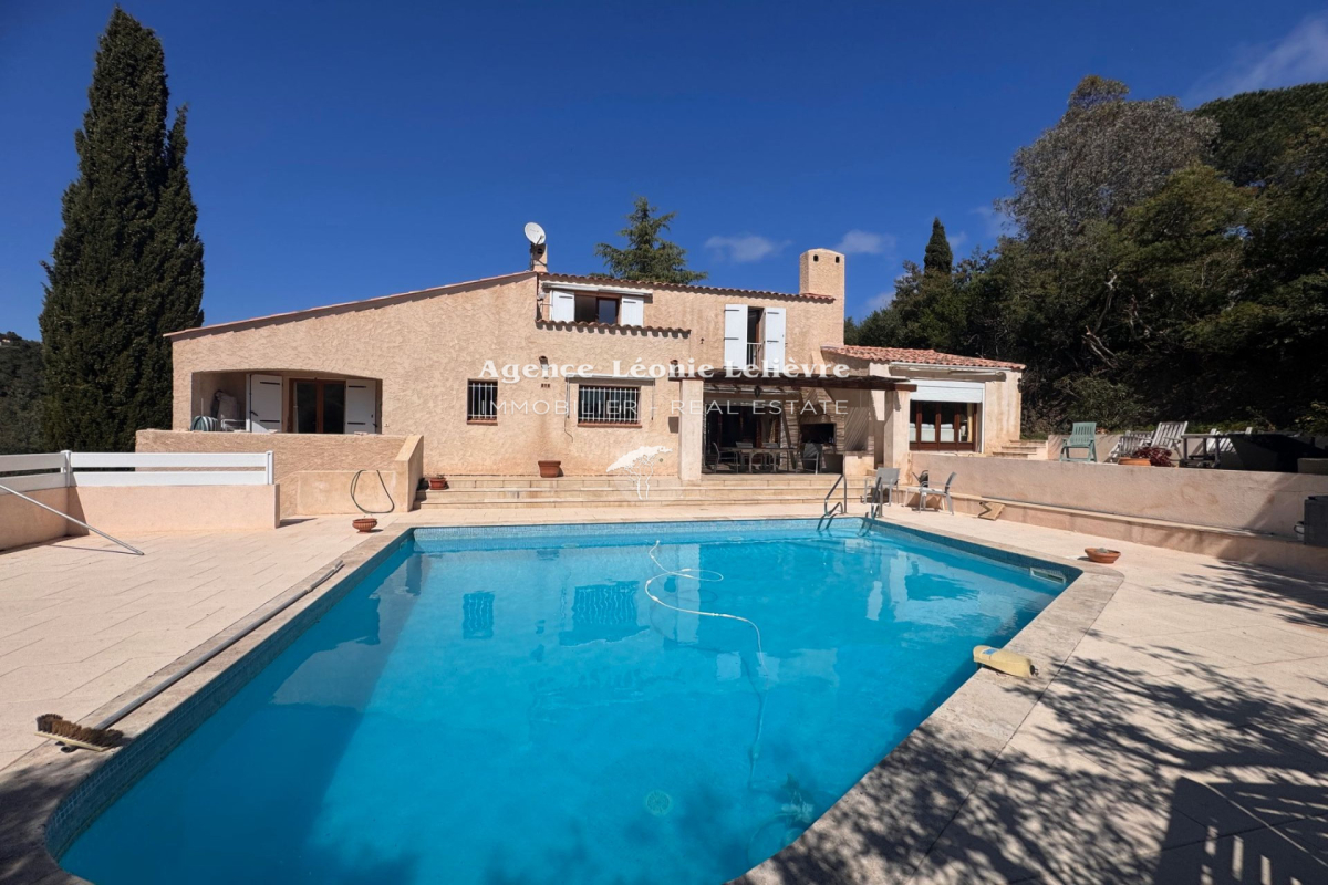 Luxury House for sale in Les Issambres, 850 000 €, Photo 2