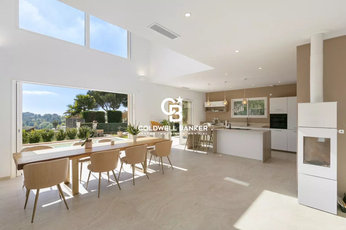 Luxury House for sale in Cagnes-sur-Mer, 1 250 000 €, Photo 3