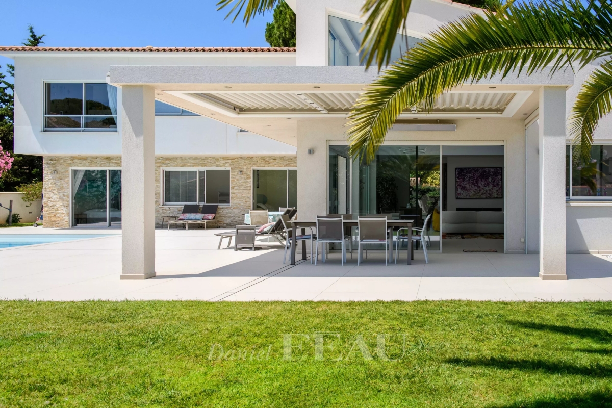 Maison de luxe à vendre à Saint-Cyr-sur-Mer, 2 900 000 €, Photo 3
